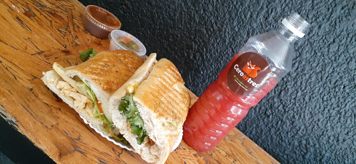 Ceroestres Jugos Y Comida Saludable-8